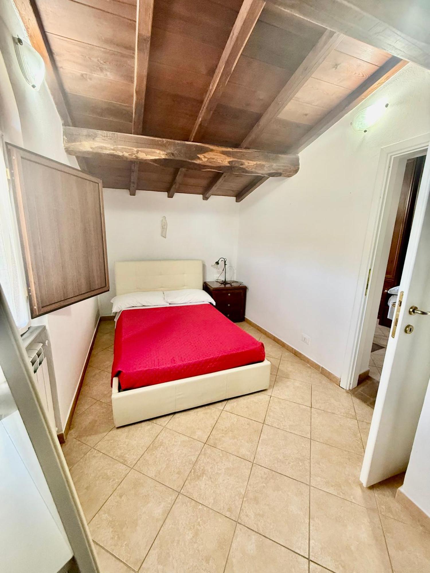 Casa Vacanze Elena Rometta Buitenkant foto