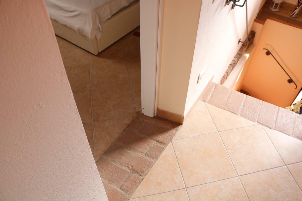 Casa Vacanze Elena Rometta Buitenkant foto