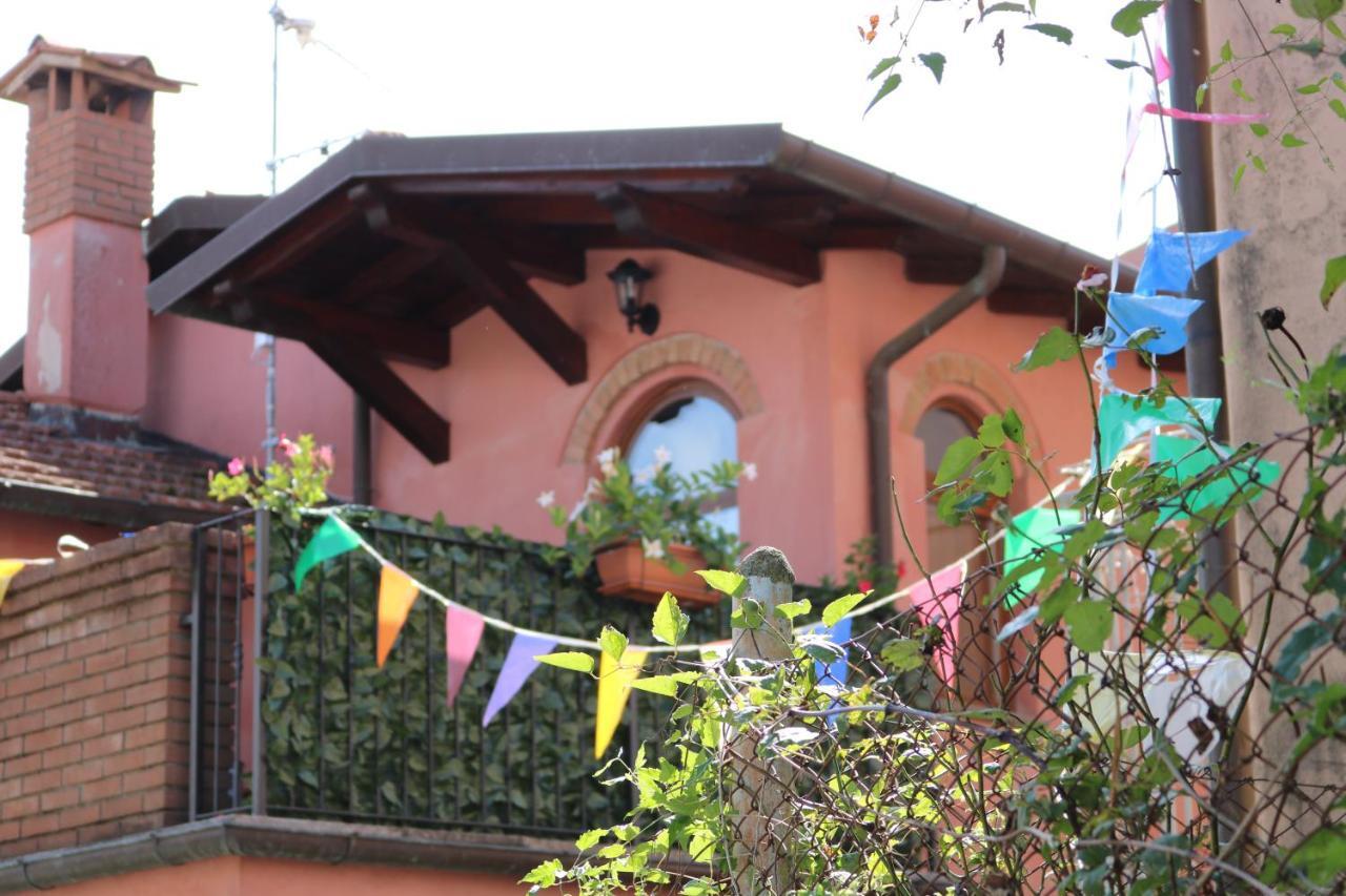 Casa Vacanze Elena Rometta Buitenkant foto